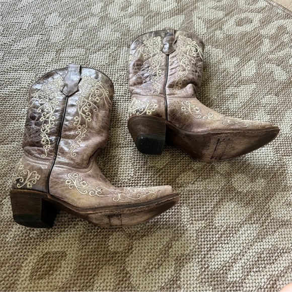 Corral Teens Crater with Bone Embroidery Western Cowboy Boots, Snip Toe, Size 4 - Picture 5 of 9
